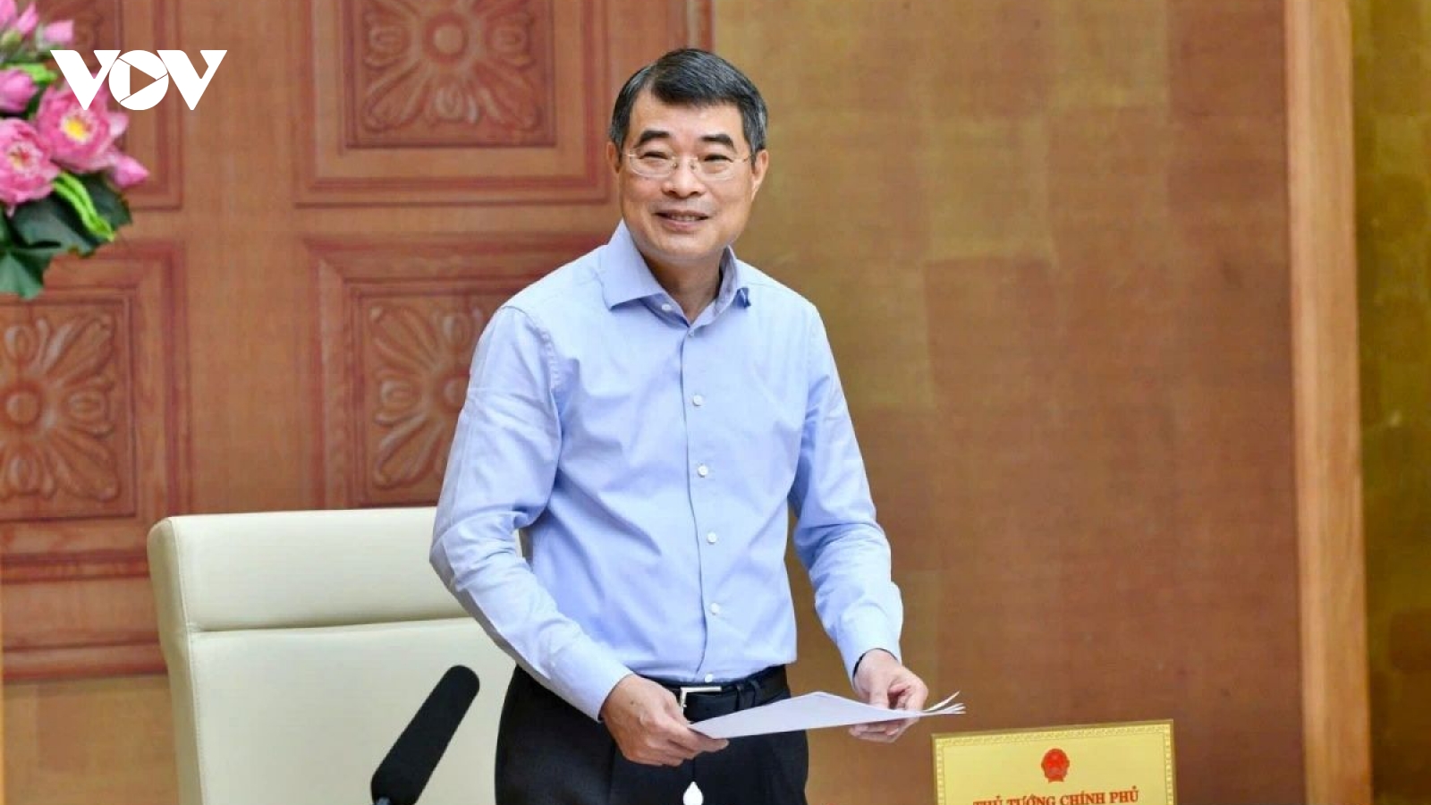 PM orders faster rollout of free textbooks, exam prep, digitalisation